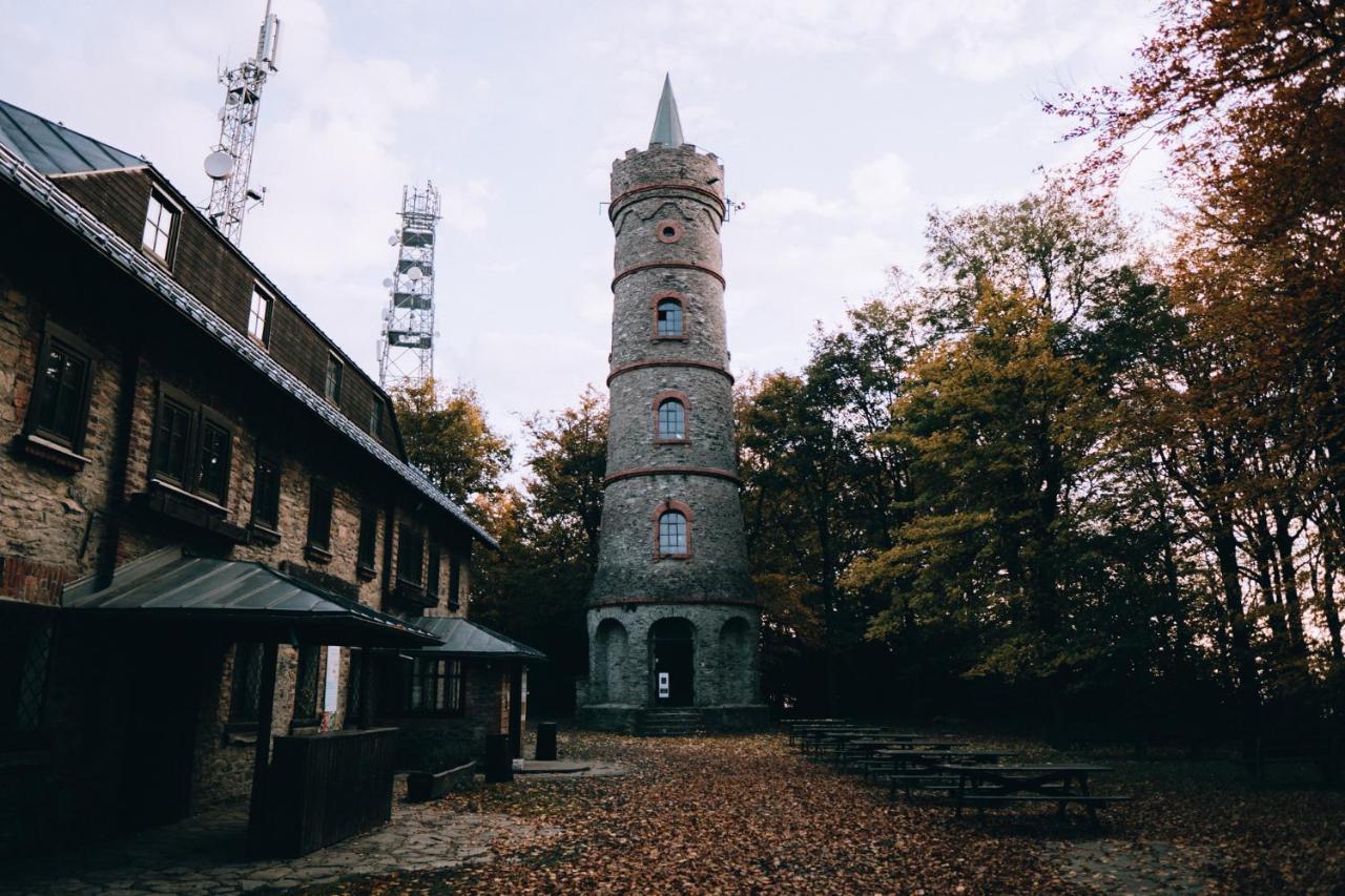 Penzion U Vyhlídky Chribská Exterior foto