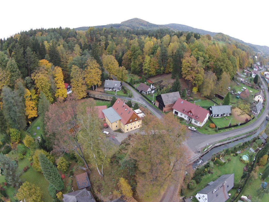 Penzion U Vyhlídky Chribská Exterior foto