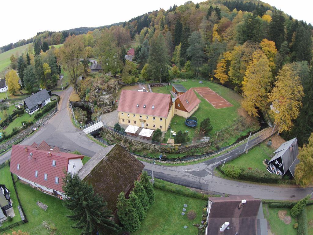 Penzion U Vyhlídky Chribská Exterior foto