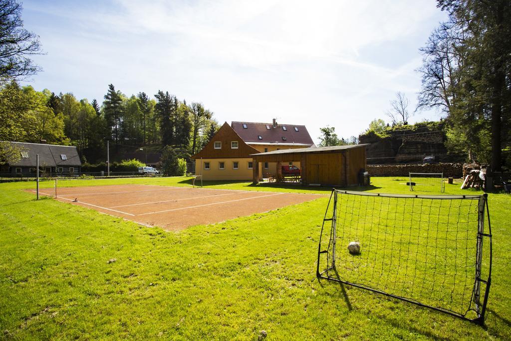 Penzion U Vyhlídky Chribská Exterior foto