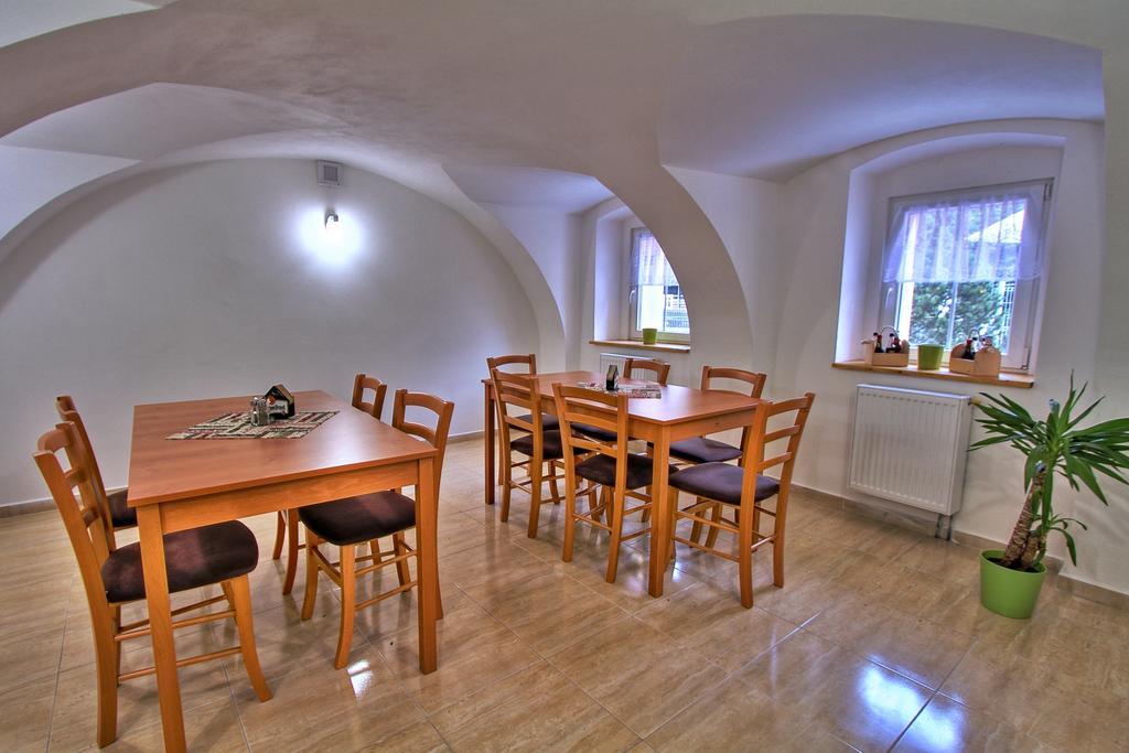 Penzion U Vyhlídky Chribská Exterior foto