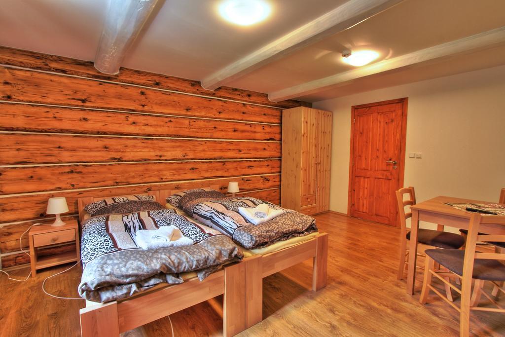 Penzion U Vyhlídky Chribská Quarto foto